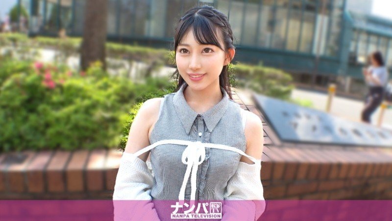 "【Innocent Face, but High Sex Drive】21-Year-Old Beauty Influencer Picked Up! Has Friends with Benefits & Has Anal Experience!? "I Like S-Type Men♪" Super Energetic Beauty Gets Ha... - Sakura, 21 Years Old, Beauty Influencer